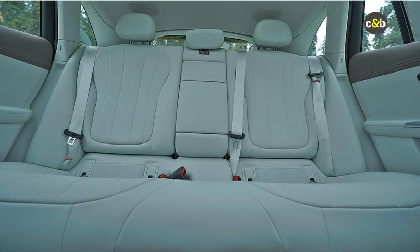 Mercedes Benz Eqe Foldable Armrest