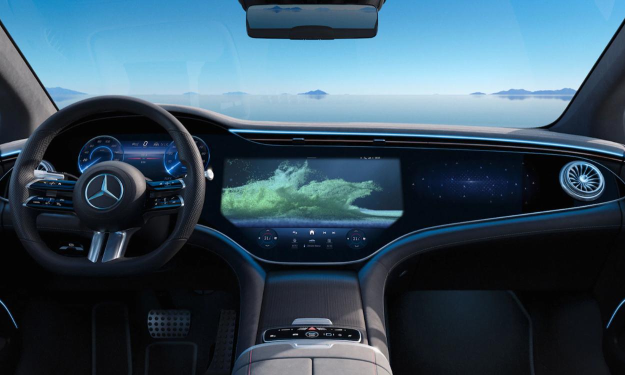 2025 Mercedes Benz Eqs Suv console