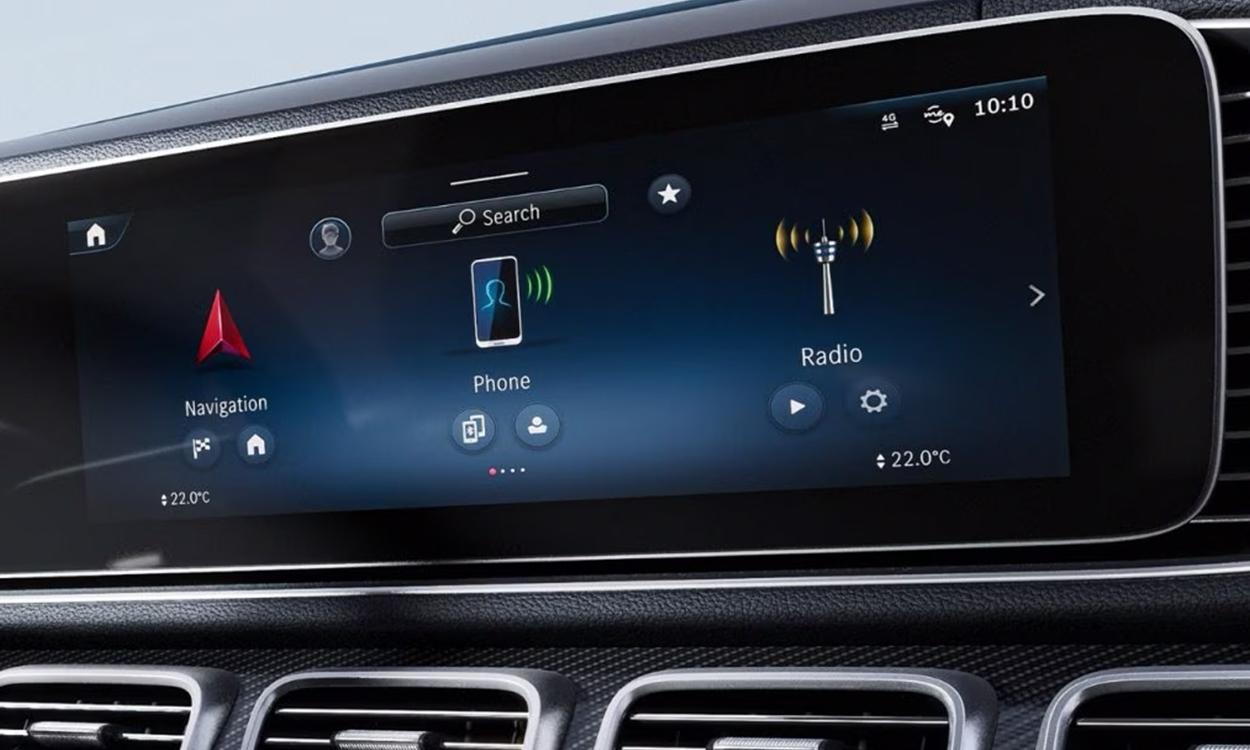 Mercedes benz gle class interior Highlights Front Hotspot Mbux