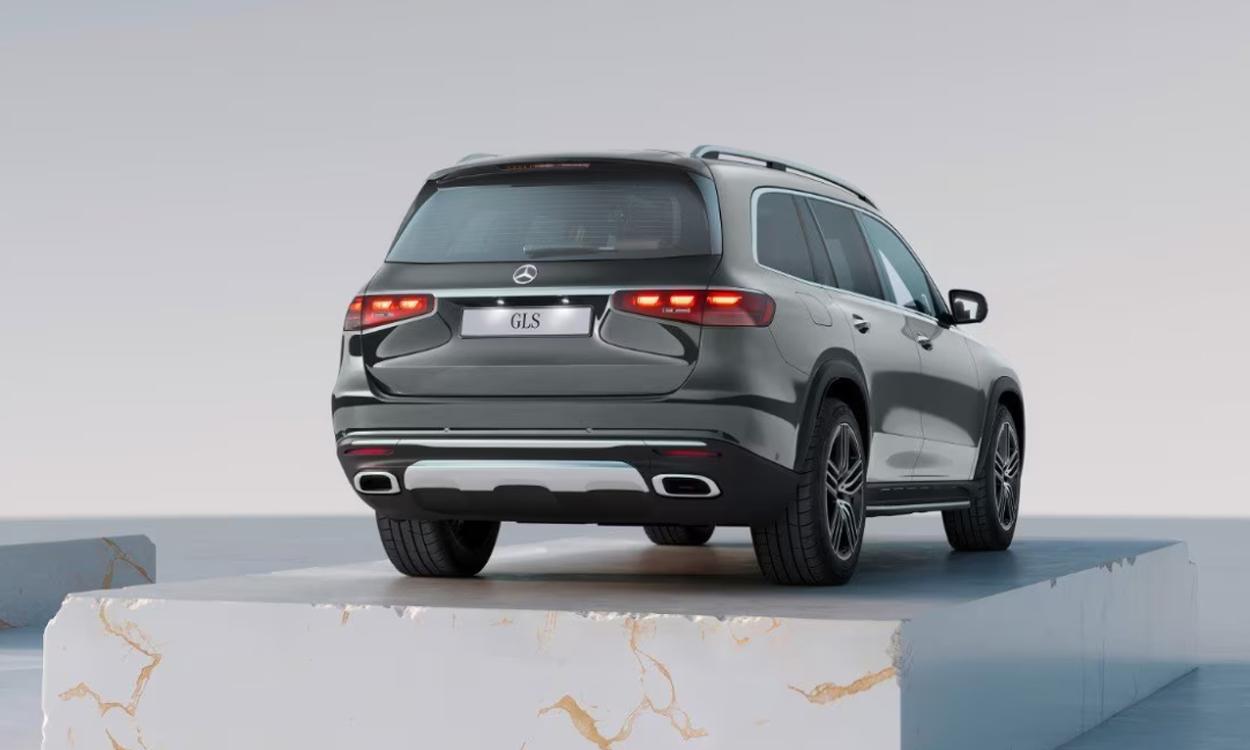 Mercedes benz gls rearview