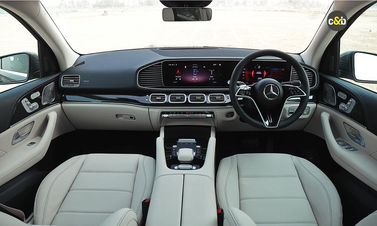 Mercedes benz gls dashboard