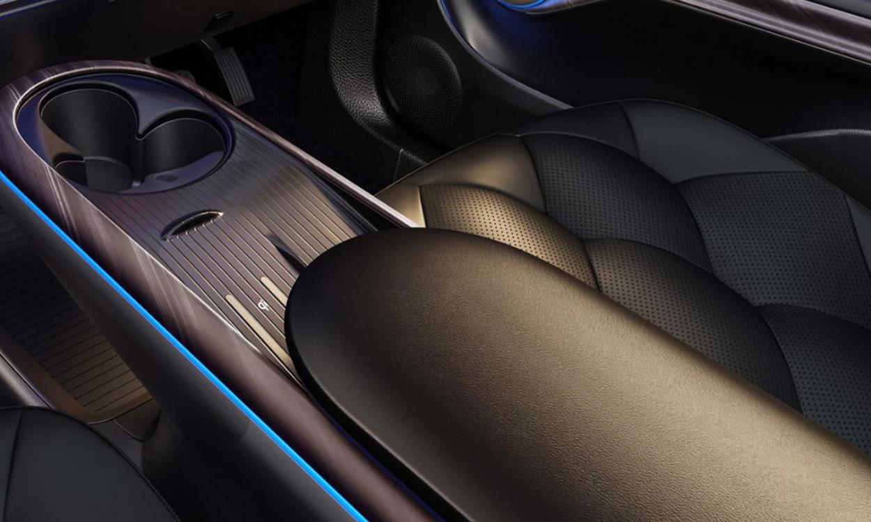 Mg windsor ev cupholder