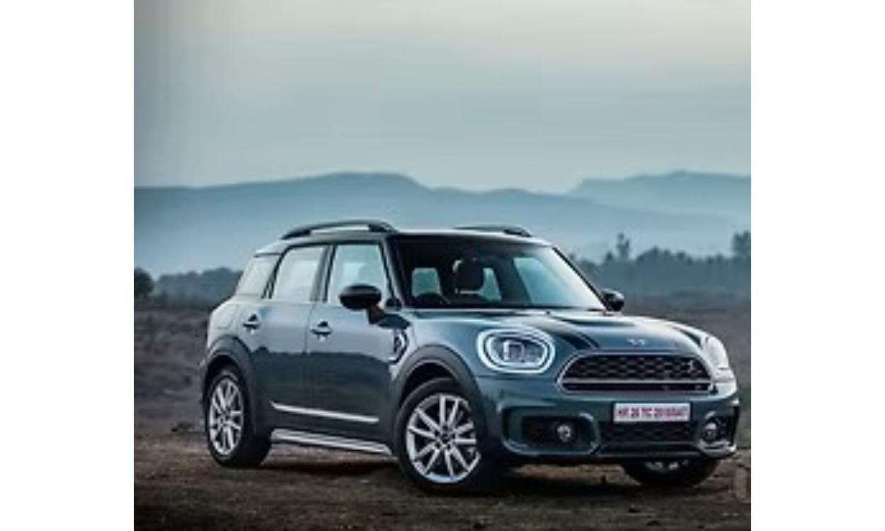 Mini Countryman Right Front Three Quarter1