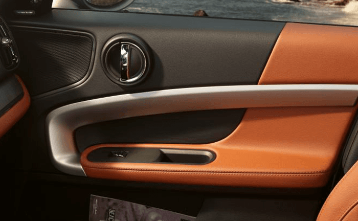 Mini Countryman Side Door