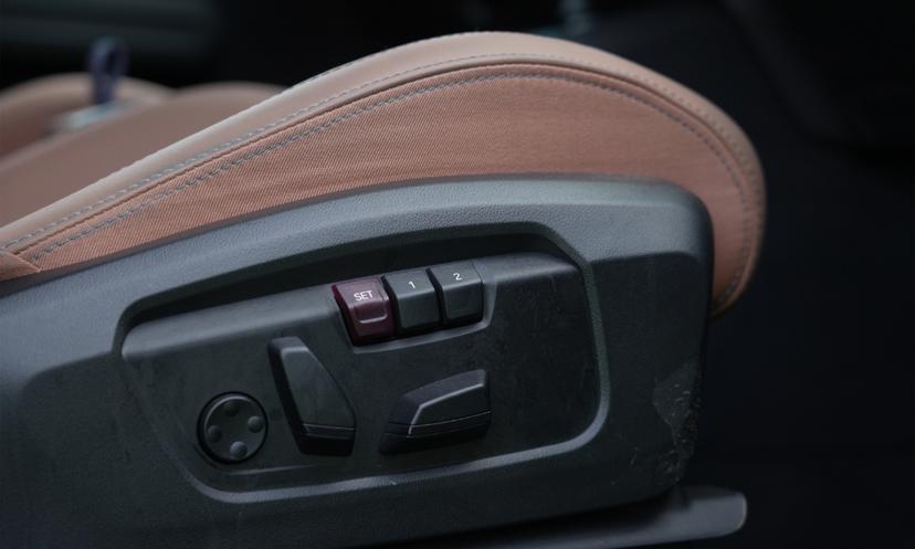 Mini Countryman Seat Adjustment