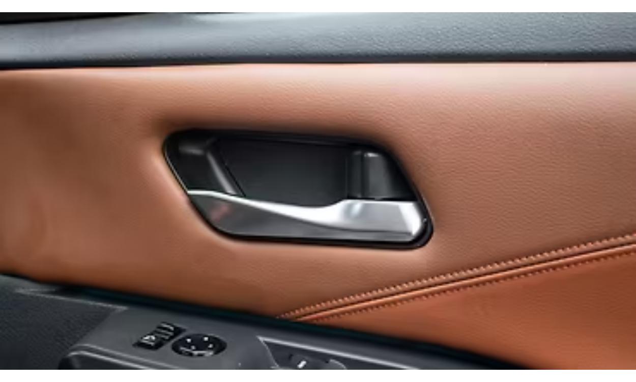 Nissan Magnite Interior Front Right Door Pad Handle