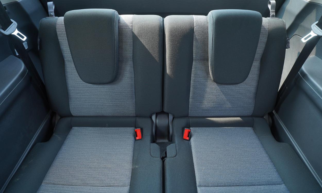 Nissan Xtrail Rear Spacious Seat