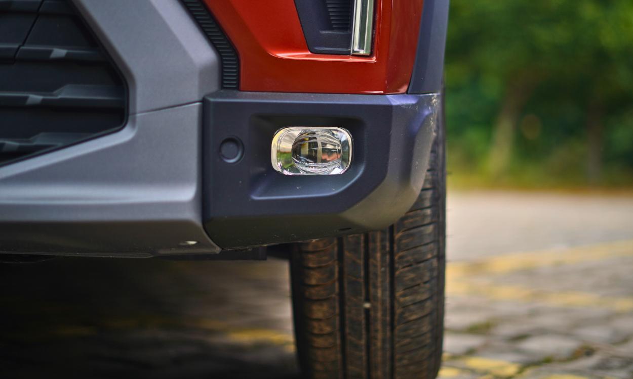 2025 Renault Triber Fog