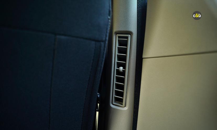 2025 Renault Triber Side Ac