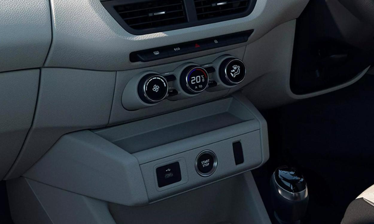 Interior 2025 Renault Triber