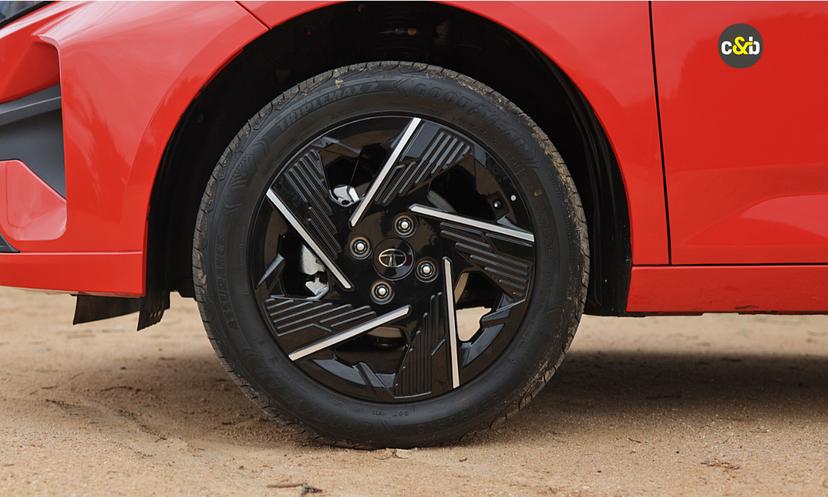 Tata Altroz Facelift Wheel