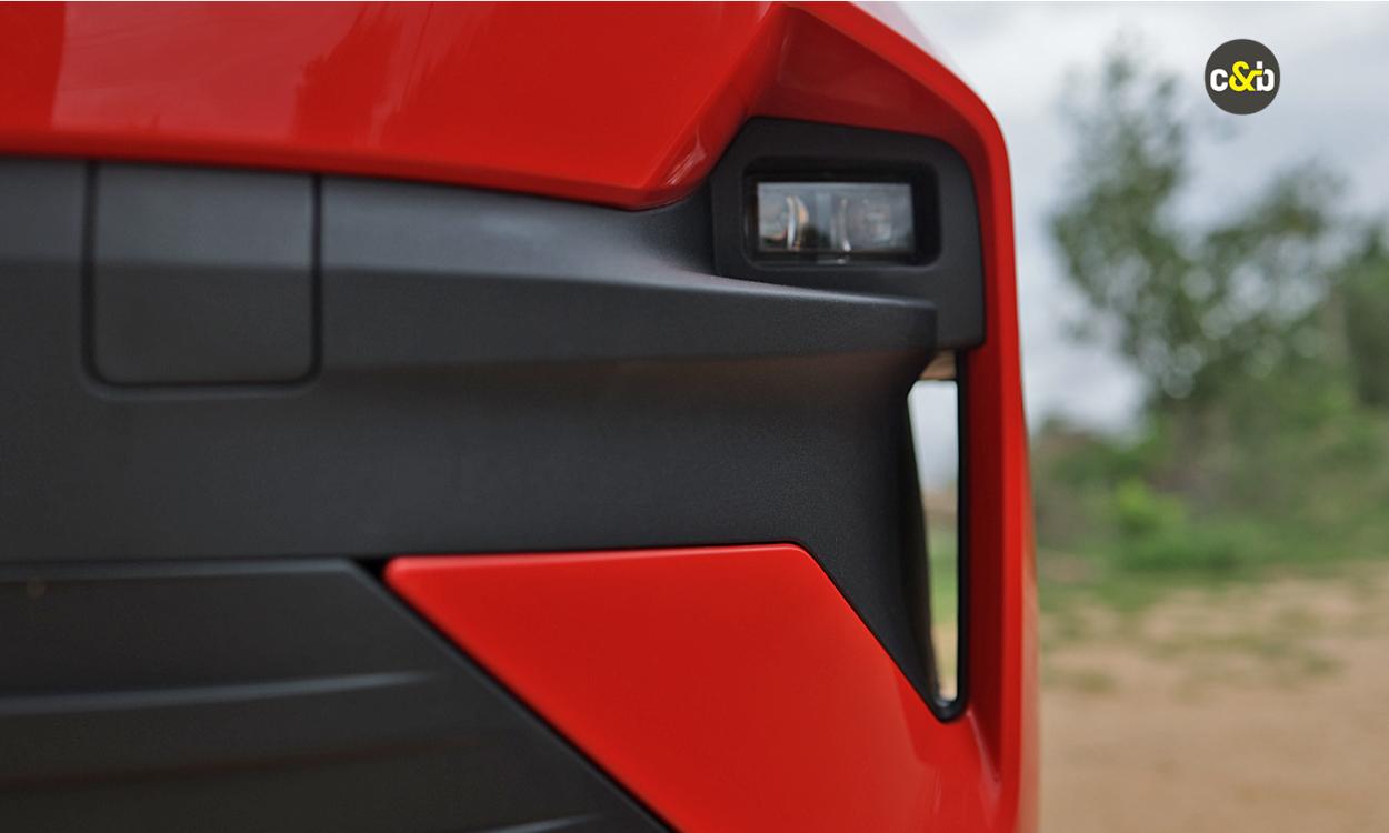 Tata Altroz Facelift light