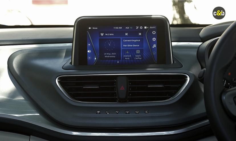 Tata Altroz Display