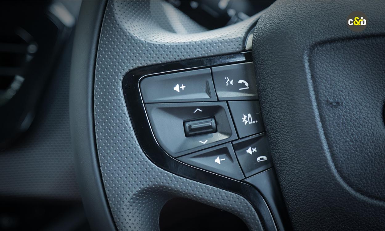 Tata Harrier Mounted Audio