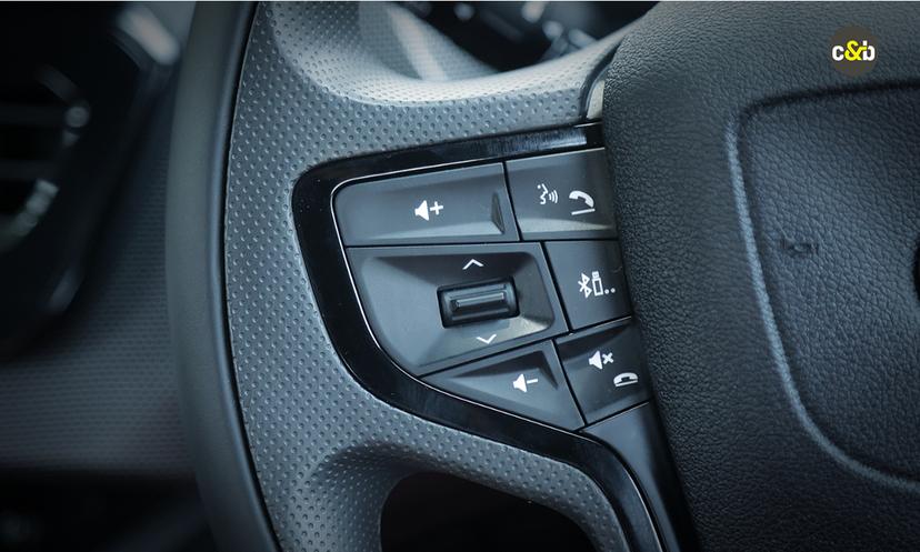 Tata Harrier Mounted Audio