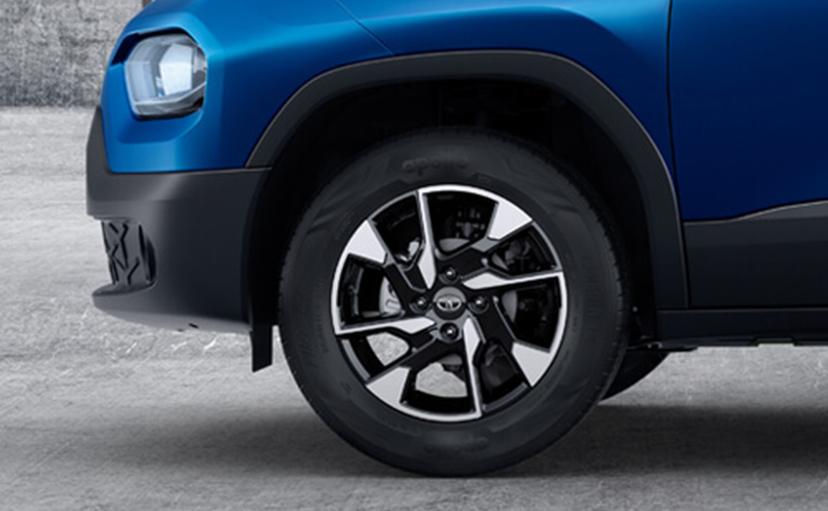 Tata Punch 16 Diamond Cut Alloy Wheels