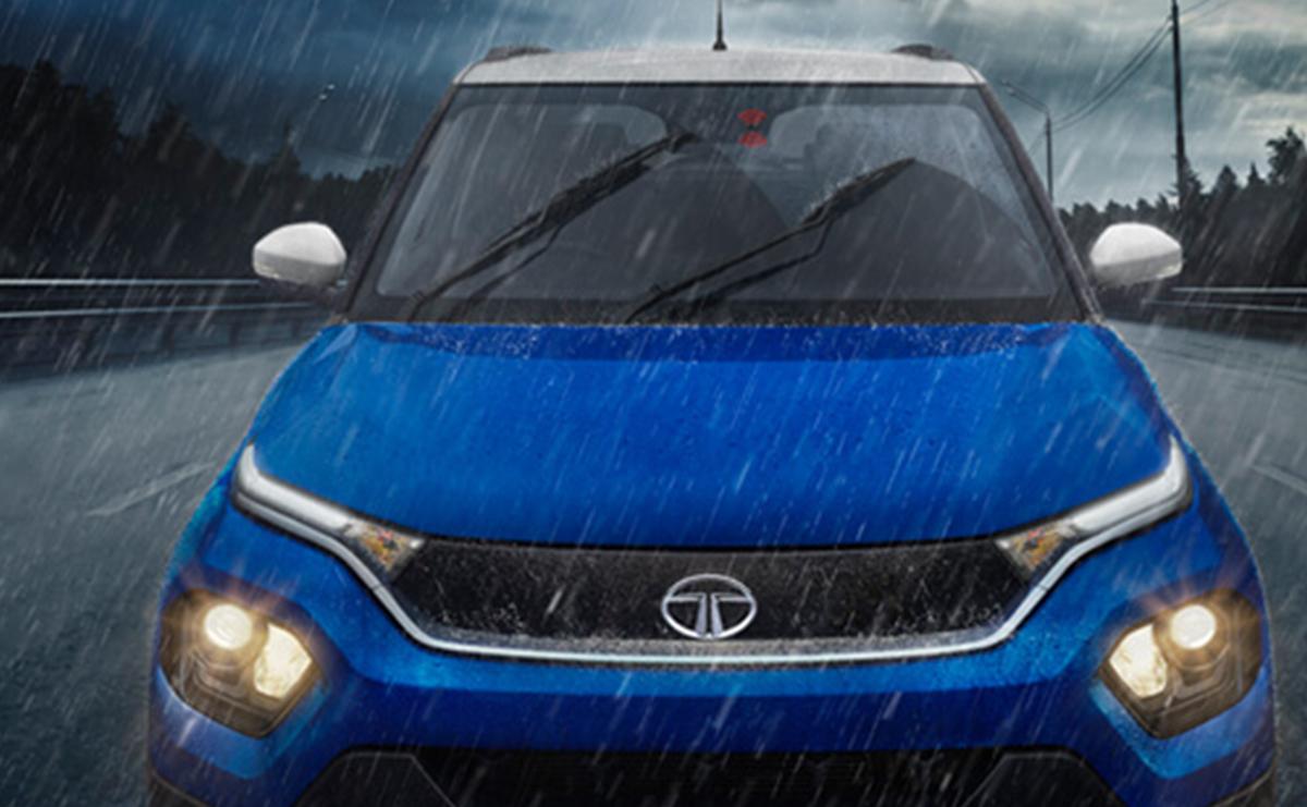 Tata Punch Auto Headlamps