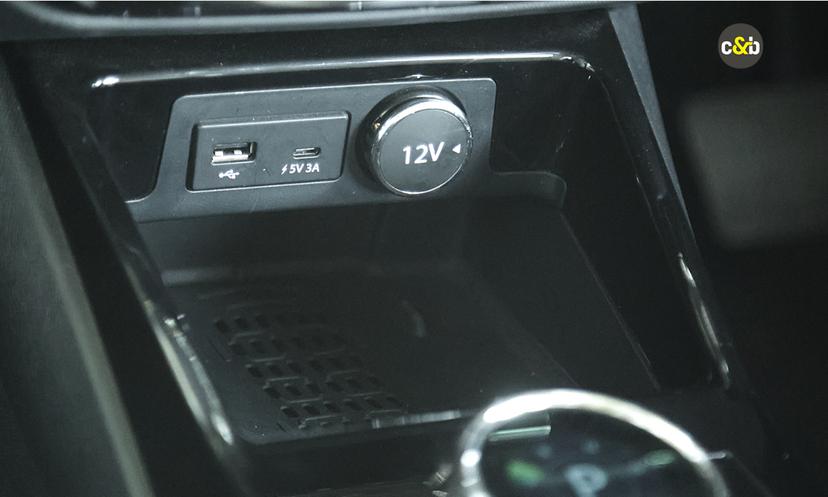 Tata Punch Ev  Wireless Charger