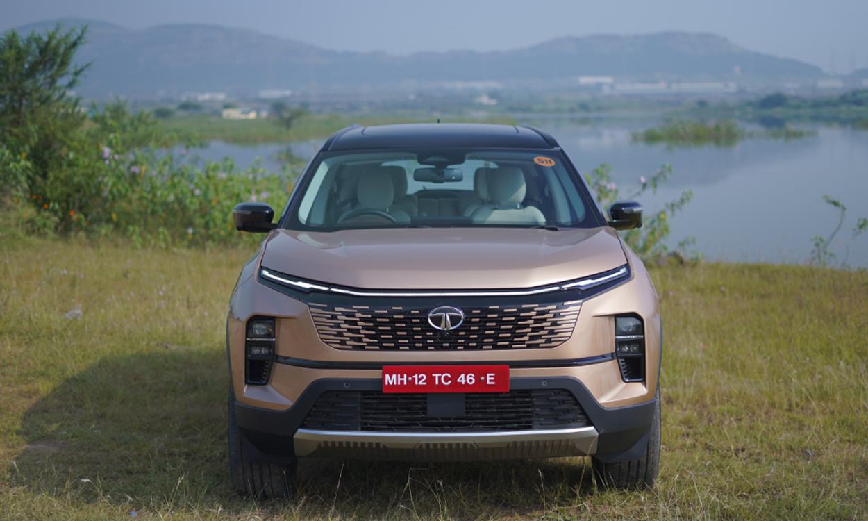 Tata Safari Front Look