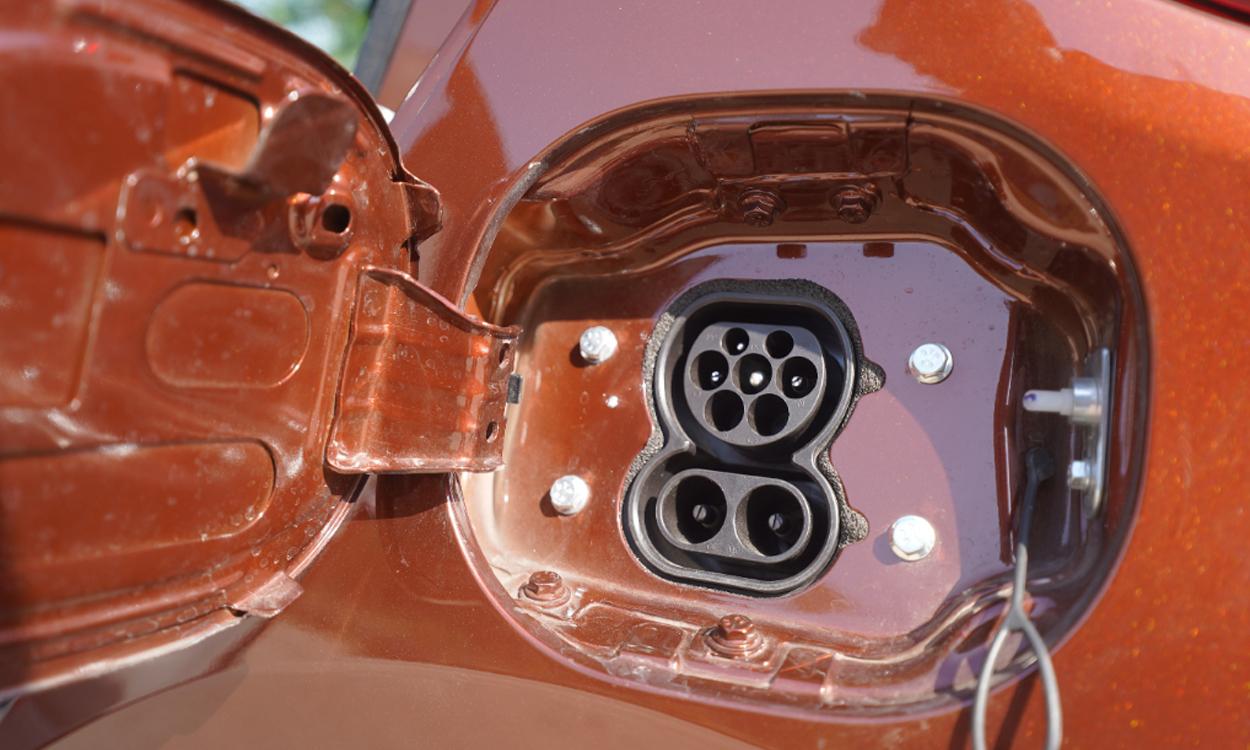 Tata Tiago Ev Charging Point