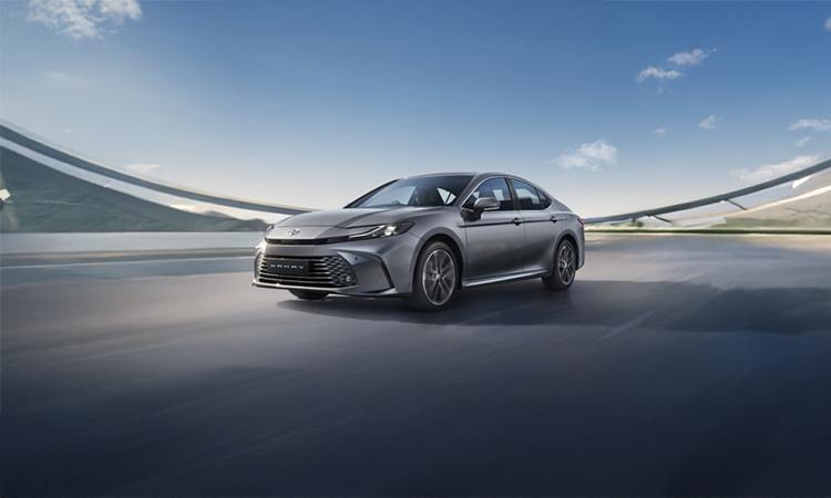 camry long look