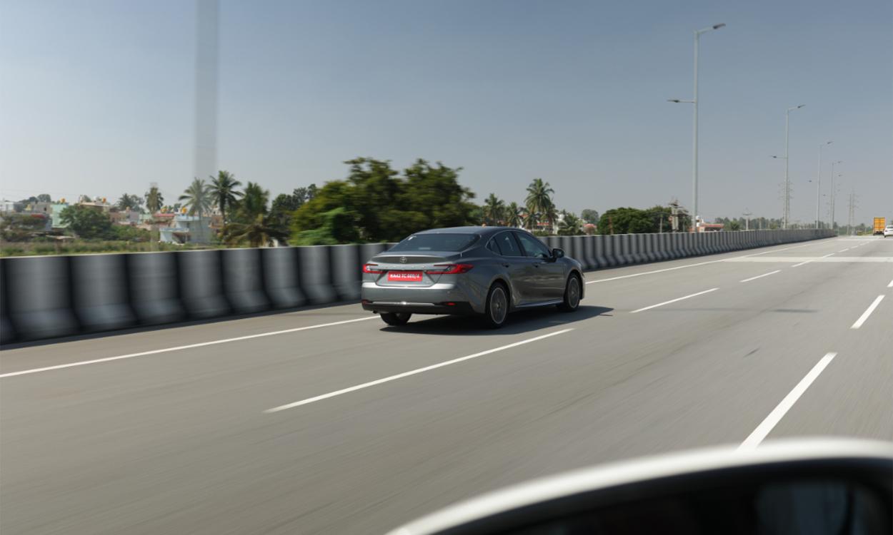 Toyota Camry Rideview 12