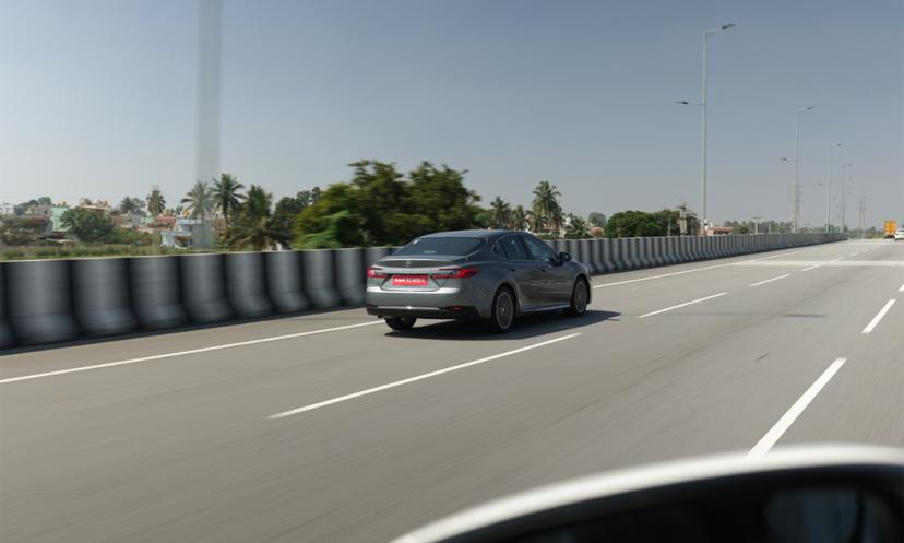 Toyota Camry Rideview 12