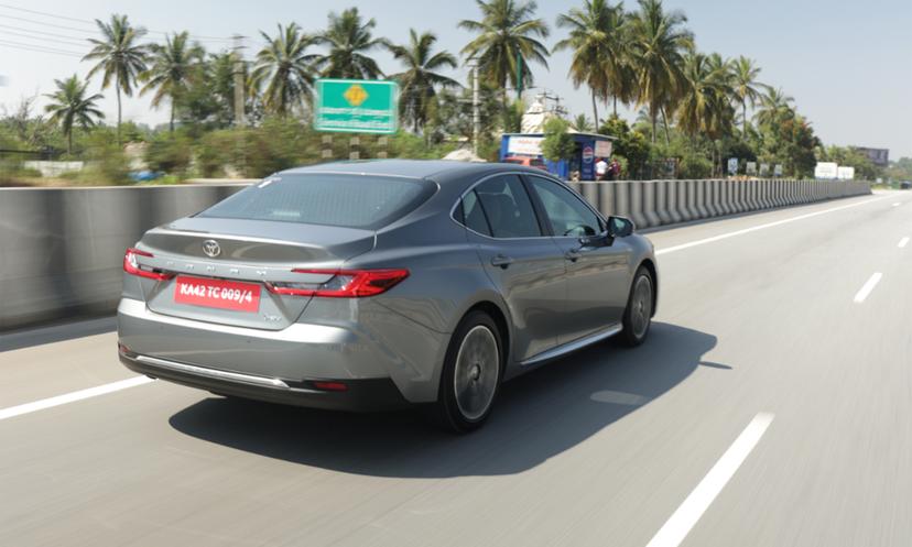 Toyota Camry Rideview 13