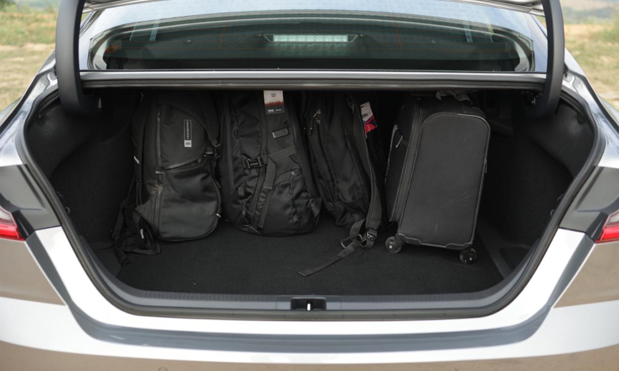 Toyota Camry Bootspace