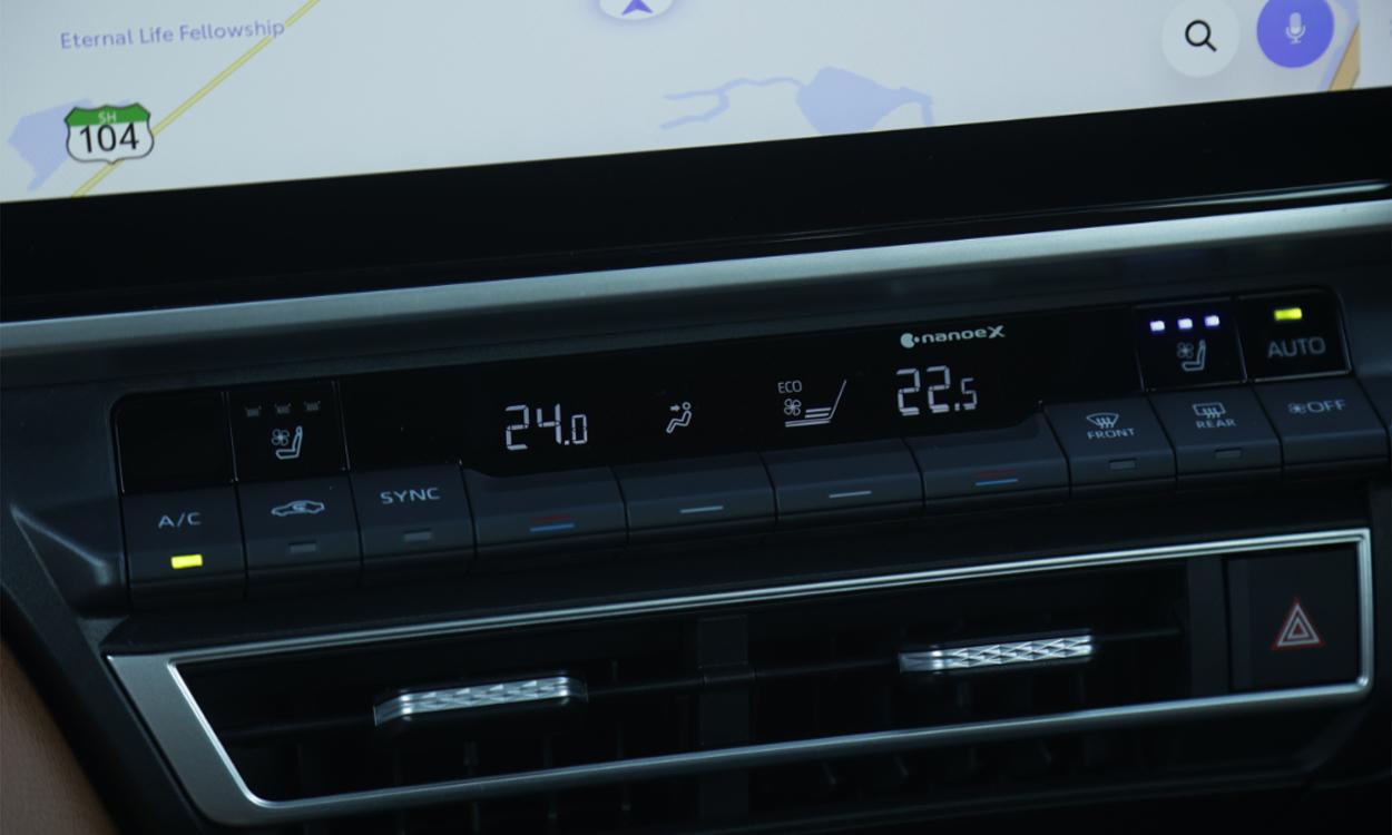 Toyota Camry Display