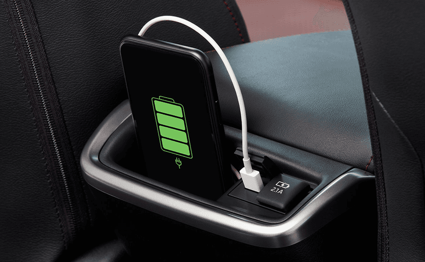 2021 Toyota Fortuner Charger