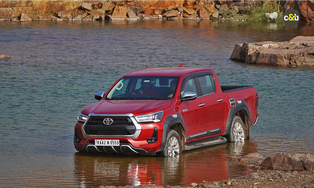 Toyota Hilux Rideview 11