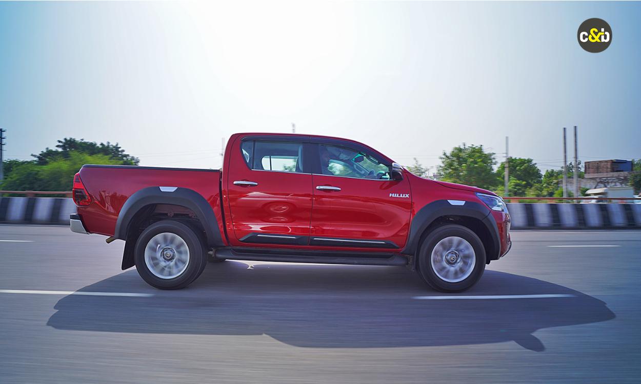 Toyota Hilux Rideview 5