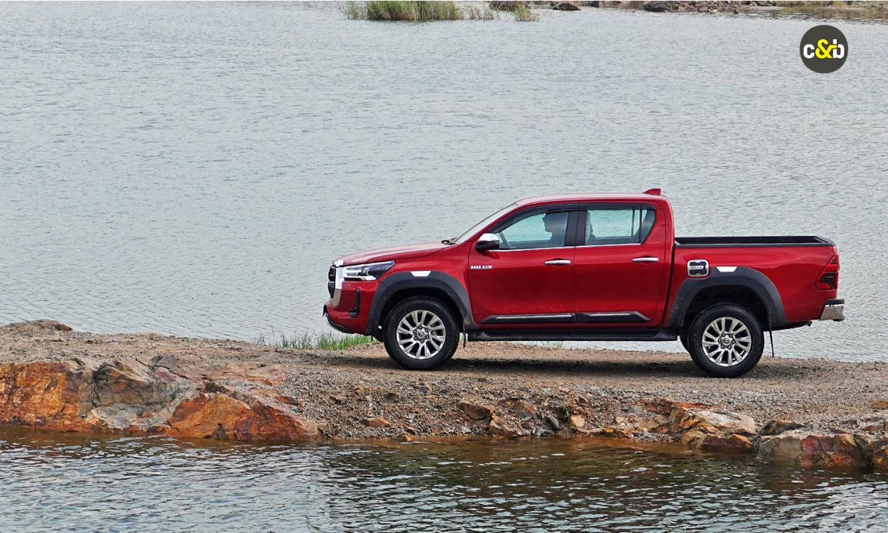 Toyota Hilux Rideview 8