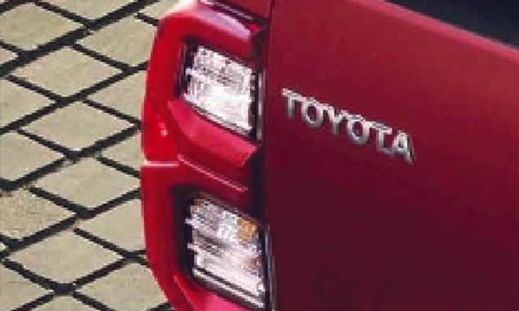 Toyota Hilux Tail Light