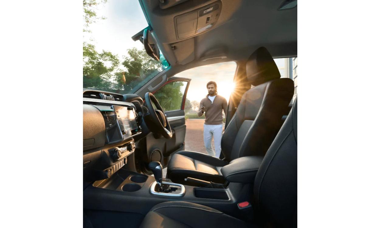 Toyota Hilux Seating