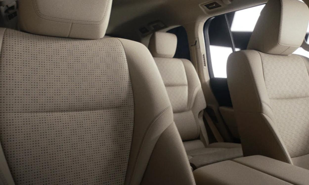 2025 Toyota Land Cruiser comfort