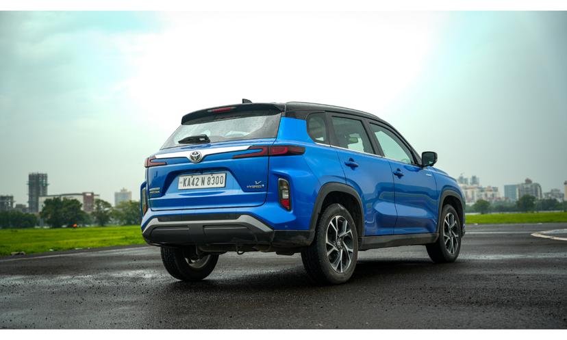 Toyata Urban Cruiser Hyryder Rear Look