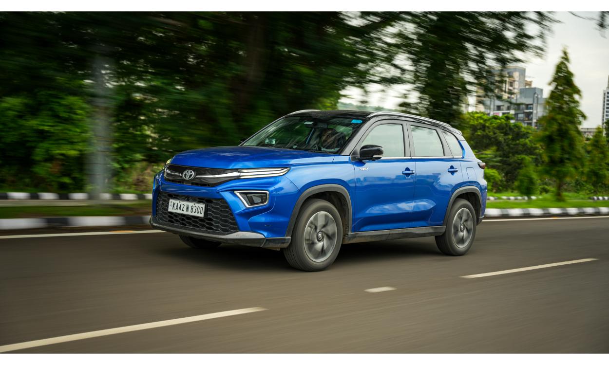 Toyata Urban Cruiser Hyryder Rideview 2