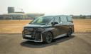 Toyota vellfire Door and wheels