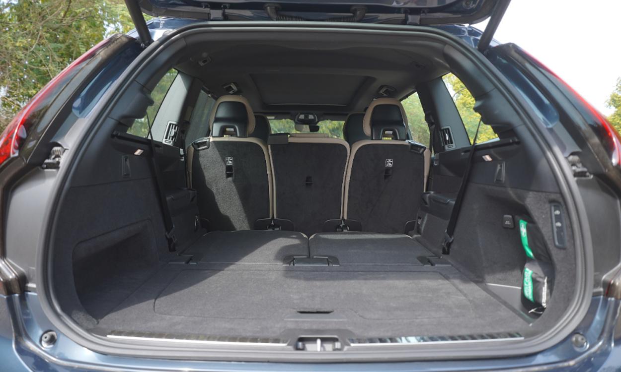 Volvo Xc90 Bootspace