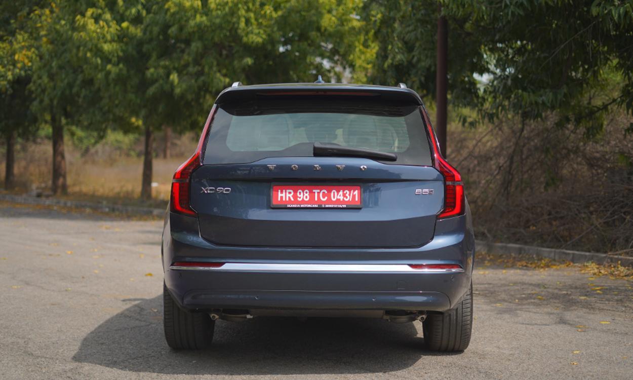 Volvo Xc90 Rear View