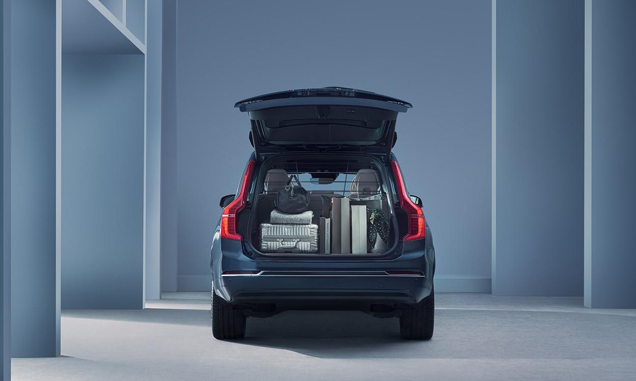 Volvo xc90 boot space