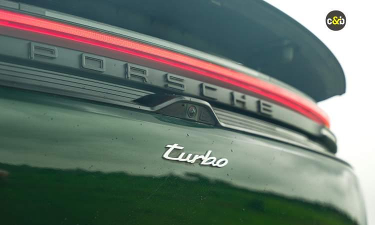 Porsche Macan Turbo Logo