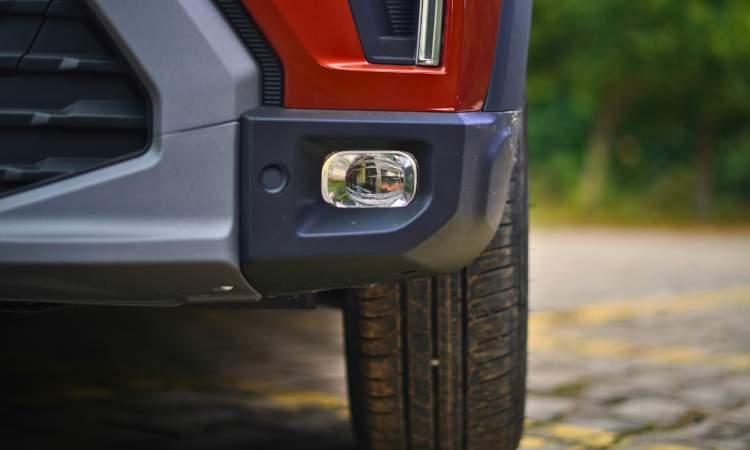 2025 Renault Triber Fog