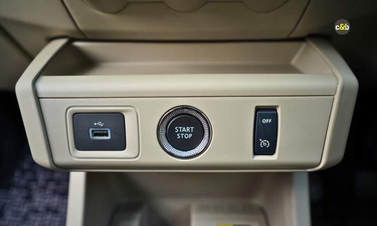 2025 Renault Triber Usb