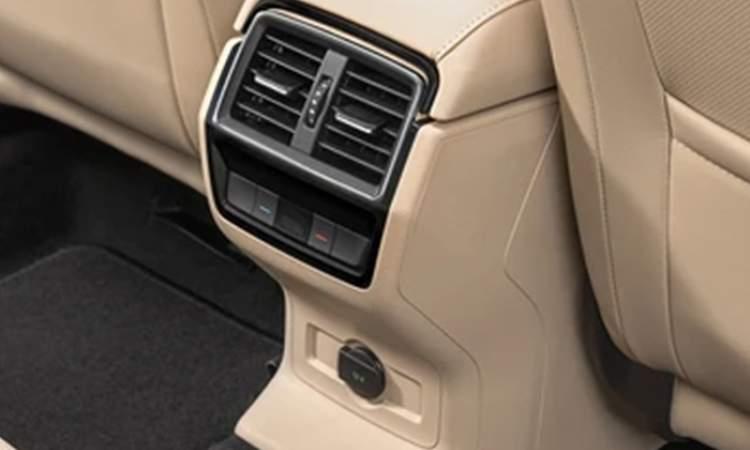 3-Zone Climatronic AC with Air Care