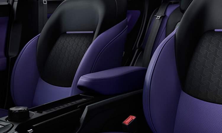 2023 tata nexon grand Floor console with leatherette armrest