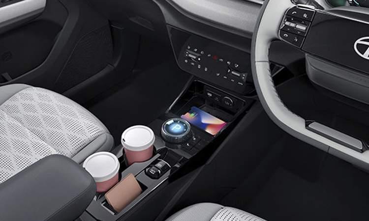 Tata Punch Ev Bejwelled Knob