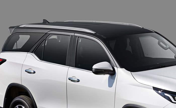 2021 Toyota Fortuner Legender Black Roof